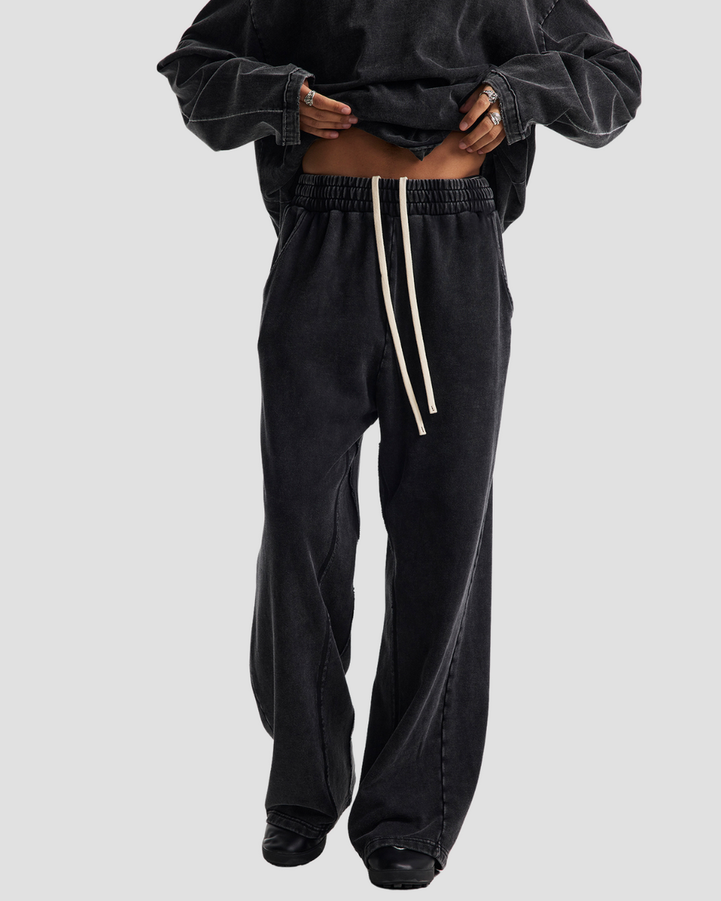 Unisex Acid Wash Wide-Leg Jogger Sweatpants | Vintage Black