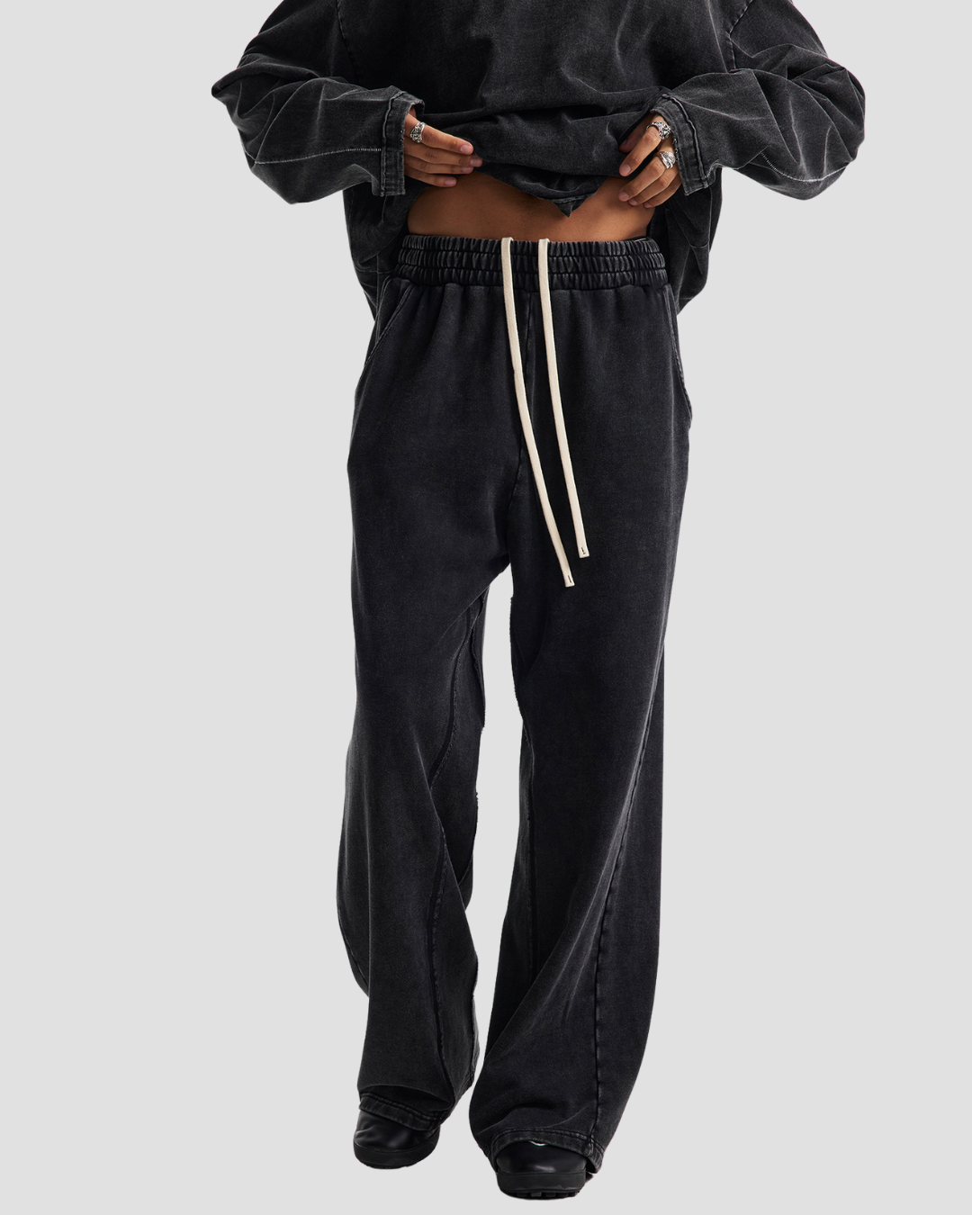 Unisex Acid Wash Wide-Leg Jogger Sweatpants | Vintage Black