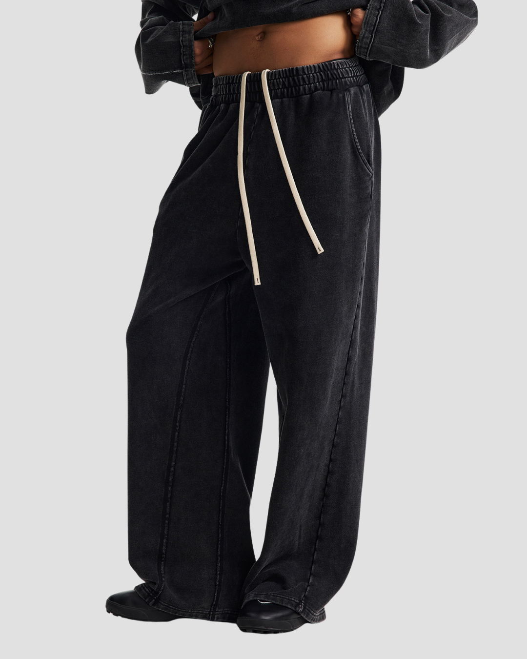 Unisex Acid Wash Wide-Leg Jogger Sweatpants | Vintage Black